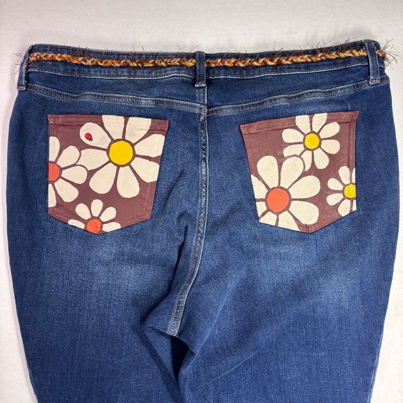 Ava & Viv Jeans Hand Painted Mod Retro Flower Yellow Orange 70s Boho Plus 20W - Picture 7 of 12
